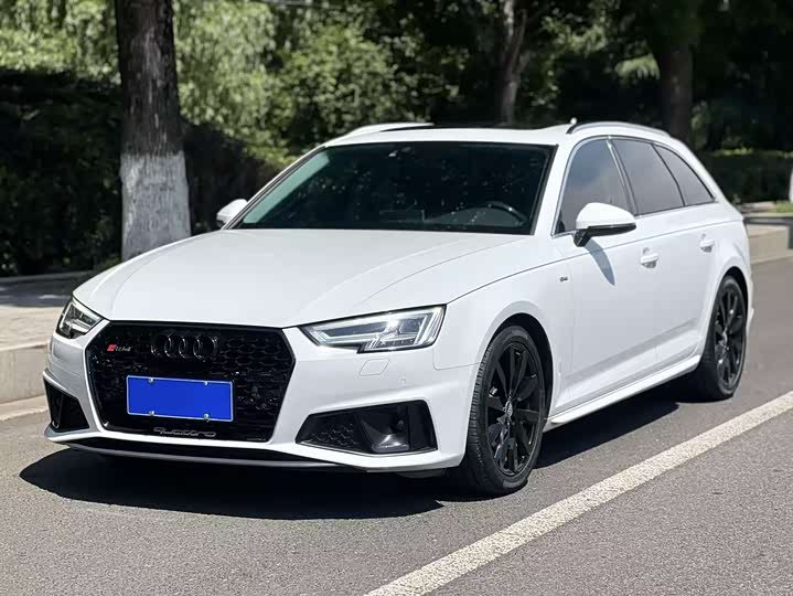 Audi A 4 2020 Avant 40 TFSI — фото 1