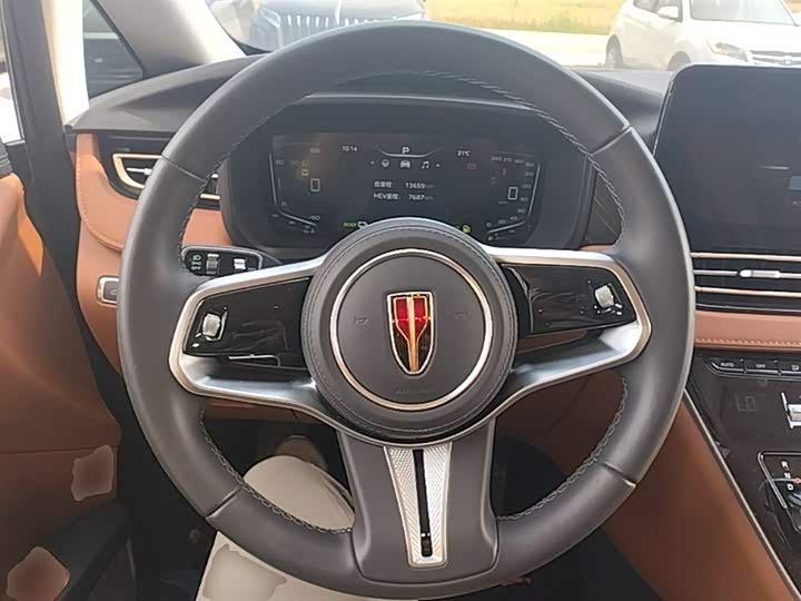 Hongqi HQ9 PHEV 2024 2.0 T 4 WD — фото 11