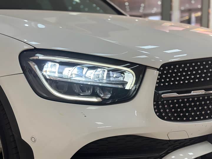 Mercedes-Benz GLC 2020 GLC 260 4 MATIC SUV — фото 4