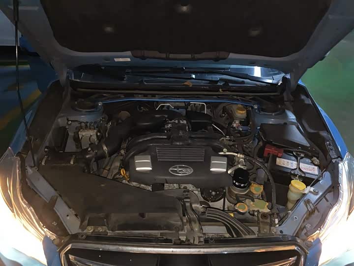 Subaru XV 2016 2.0i — фото 11