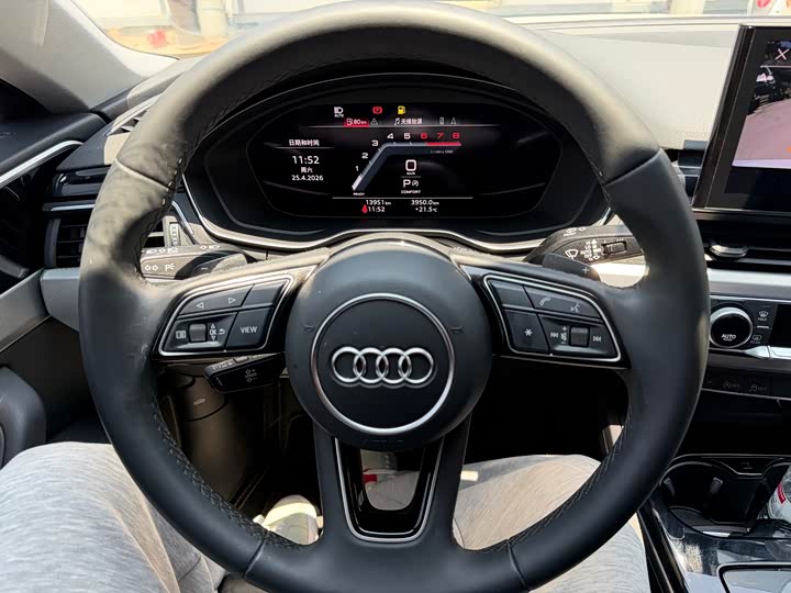 Audi A5 2025 Sportback 40 TFSI — фото 16