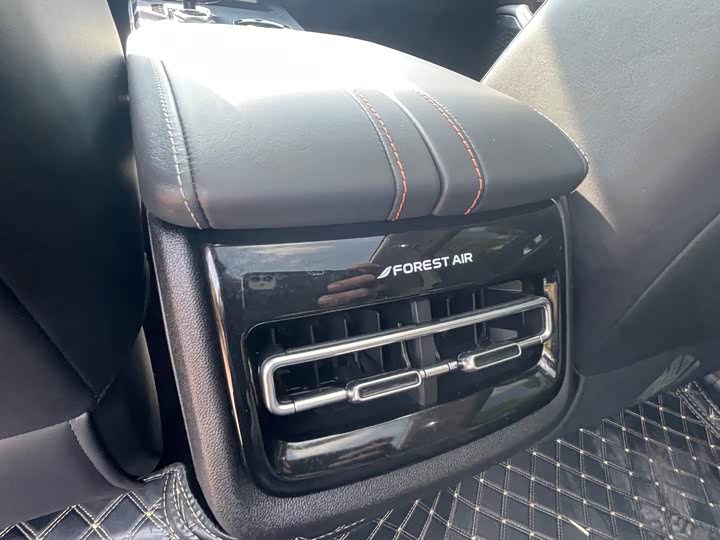Changan UNI-K 2021 2.0 T Premium — фото 12