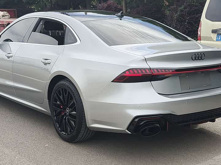 Audi A7L 45 TFSI S-line — фото 8