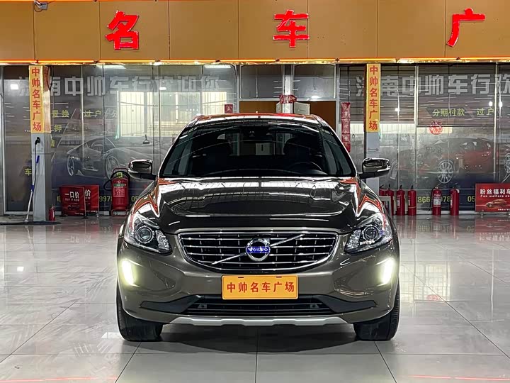 Volvo XC60 2017 T 5 — фото 2
