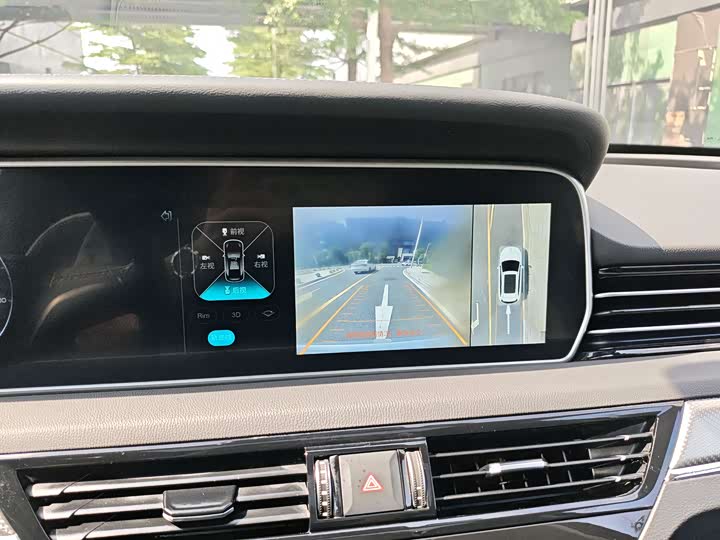 Hongqi HS5 2019 2.0 T 4 WD — фото 12