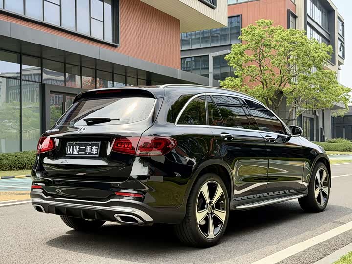 Mercedes-Benz GLC 2022 GLC 300 L 4 MATIC — фото 9