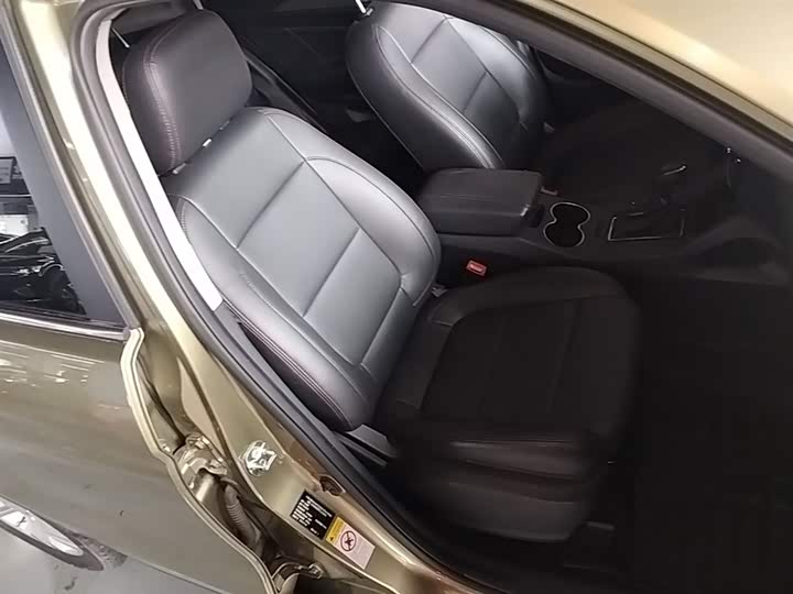 Changan CS75 2014 1.8 T ATElite IV — фото 25