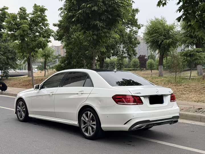 Mercedes-Benz E-Class 2015 E 260 L Sport — фото 6