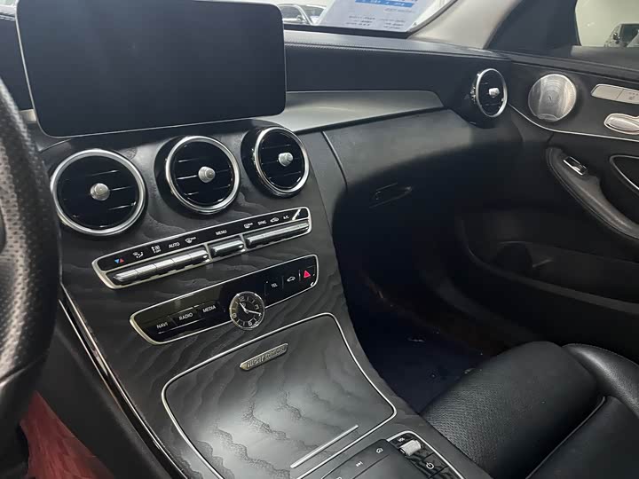 Mercedes-Benz C-Class C 260 — фото 20