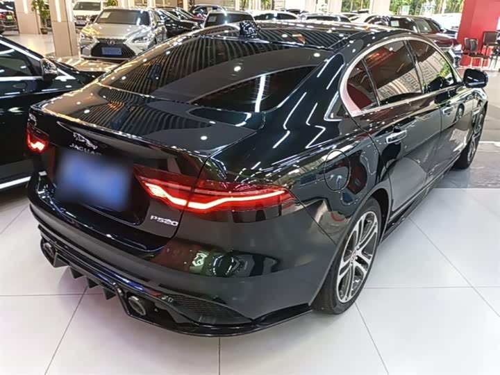 Jaguar XEL 2021 2.0 T 250 PS R-DYNAMIC S — фото 7