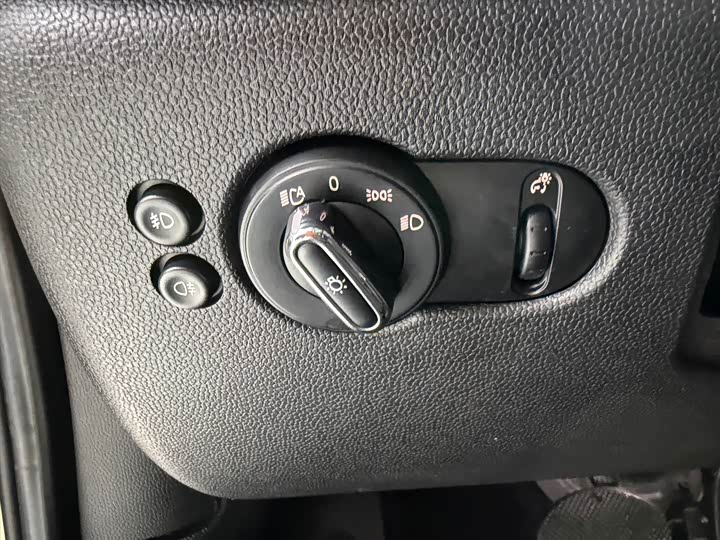 MINI Hatch — фото 14