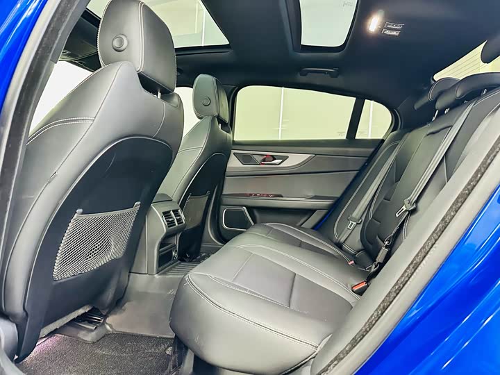Jaguar XEL 2020 2.0 T 200 PS R-DYNAMIC — фото 6
