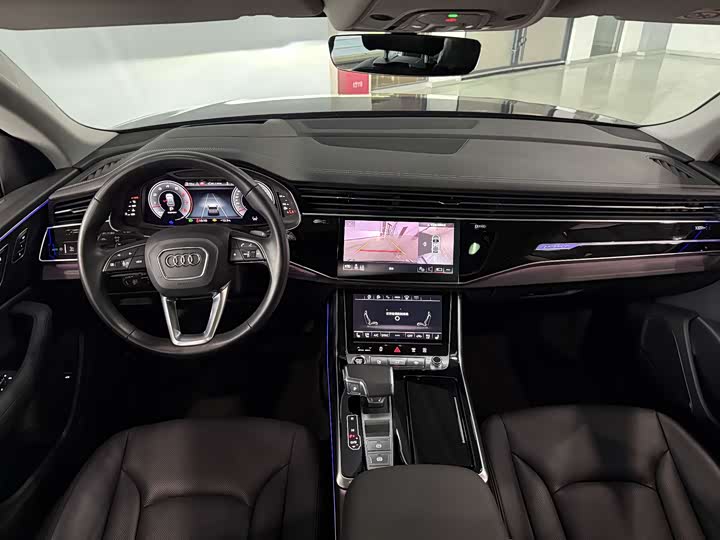 Audi Q8 2023 55 TFSI — фото 8