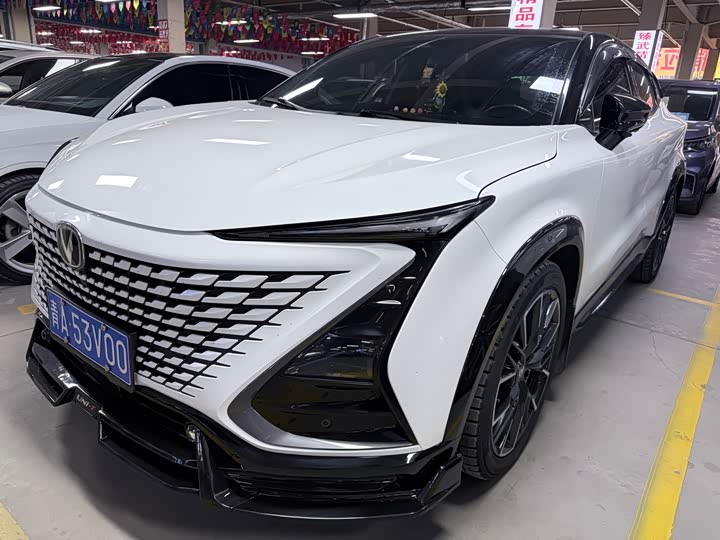 Changan UNI-T 2023 1.5 T Premium — фото 1