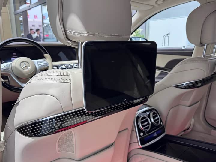 Maybach S-Class 2020 S 680 — фото 20