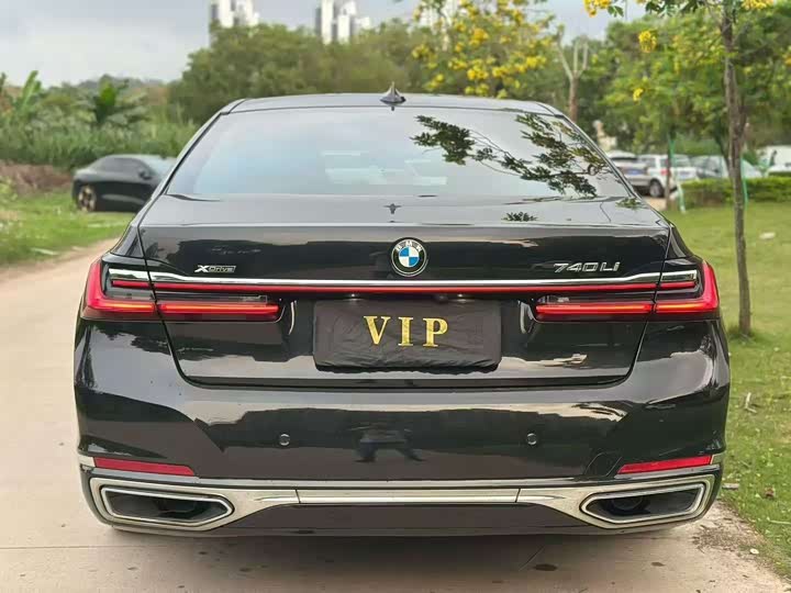 BMW 7-Series 2019 740 Li Leading — фото 4