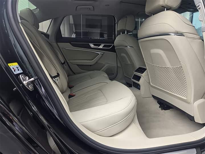 Audi A6L 2024 55 TFSI quattro — фото 7