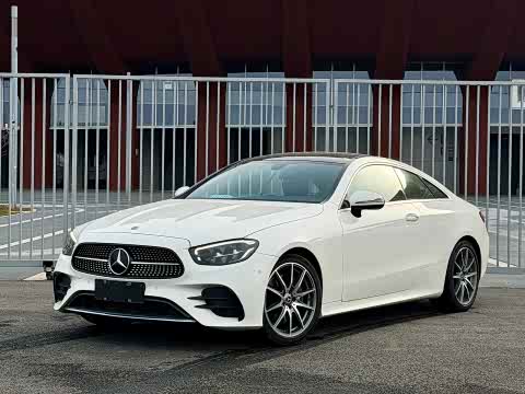 Mercedes-Benz E-Class — фото 14