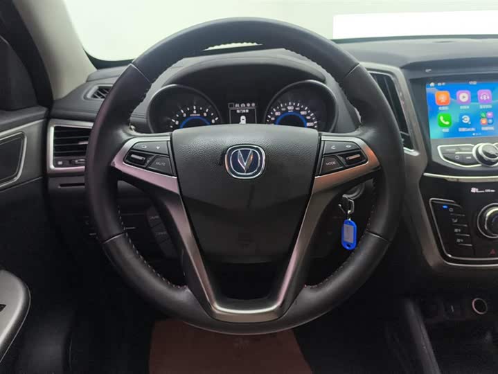 Changan CS35 2017 1.6 L MTLuxury — фото 15