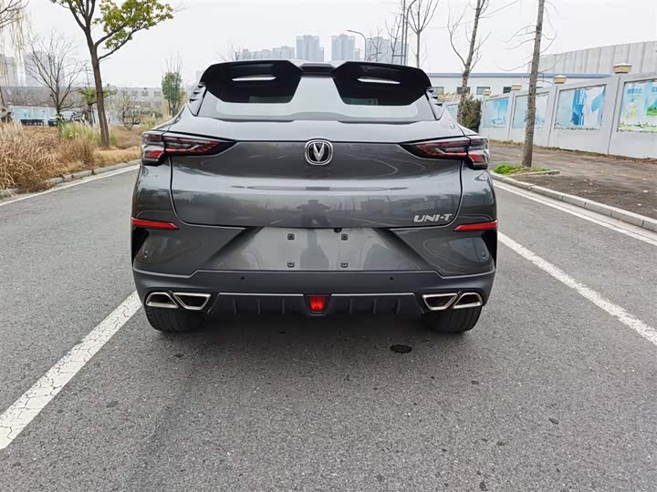 Changan UNI-T 2020 1.5 T Premium — фото 25