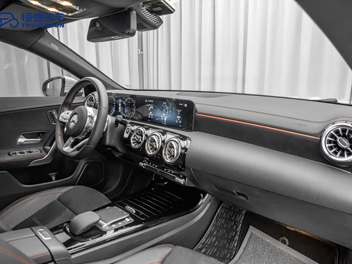 Mercedes-Benz CLA — фото 14