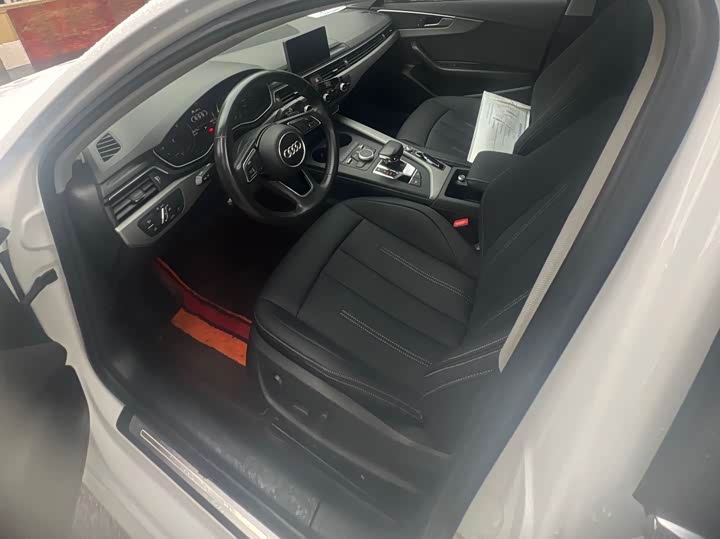 Audi A4L 2019 40 TFSI VI — фото 9