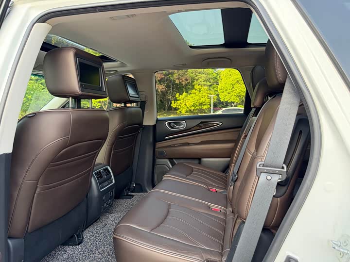 Infiniti JX 2013 JX 35 4 WD — фото 4