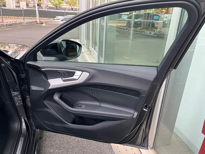 Audi A5L 2026 2.0 T Plus — фото 17