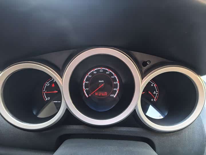Changan CX20 2014 1.4 L IMT IV — фото 13