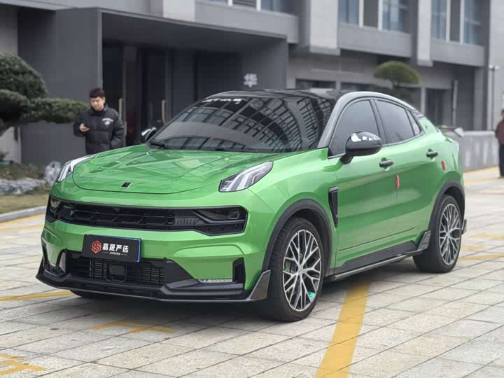 Lynk & Co 05 2022 05+ 2.0 TD AT — фото 1