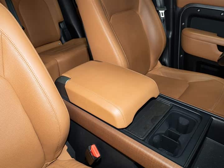 Land Rover Defender — фото 16