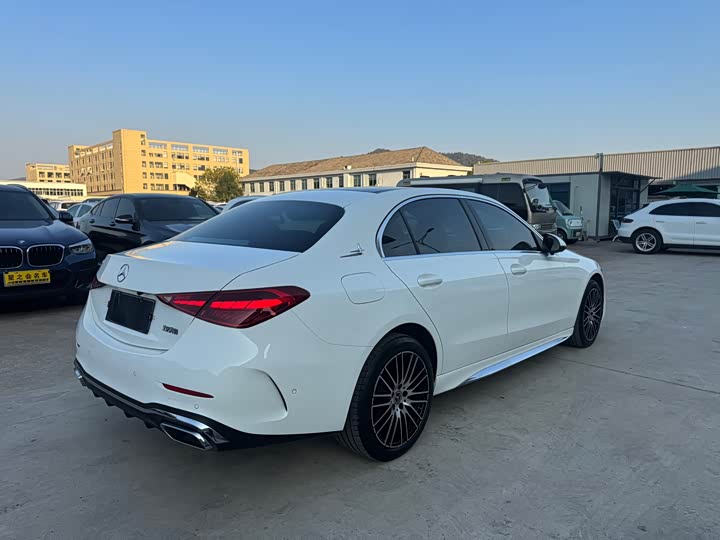 Mercedes-Benz C-Class 2024 C 260 L — фото 9