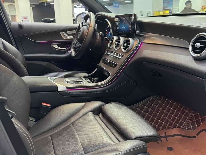 Mercedes-Benz GLC 2020 GLC 260 L 4 MATIC Luxury — фото 12