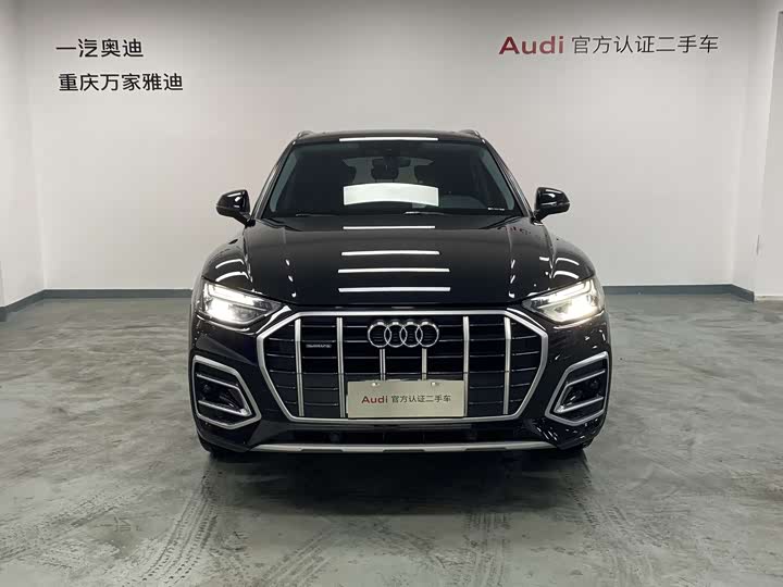 Audi Q5L 2022 40 T — фото 3