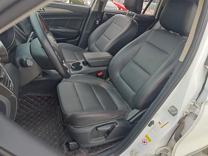 Changan CS75 2014 2.0 L MTLuxury V — фото 15