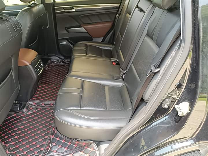 Trumpchi GS7 2017 280 T 2 WDLuxury — фото 17