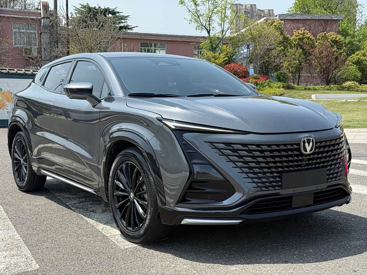 Changan UNI-T 2023 1.5 T — фото 3