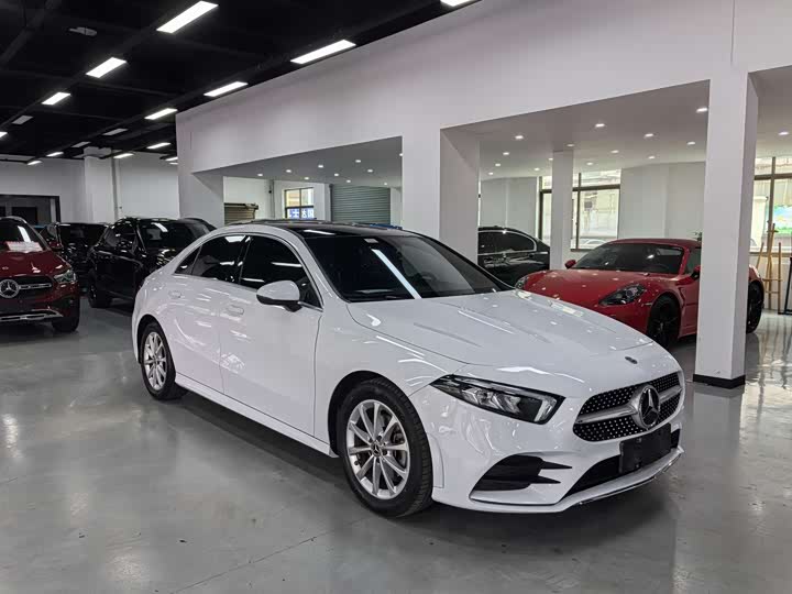 Mercedes-Benz A-Class 2021 A 200 L — фото 3