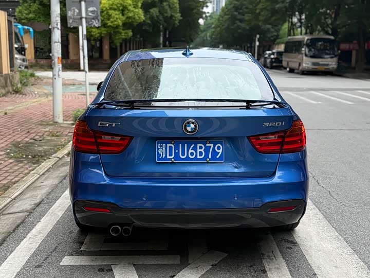 BMW 3-Series GT 2016 328i — фото 10