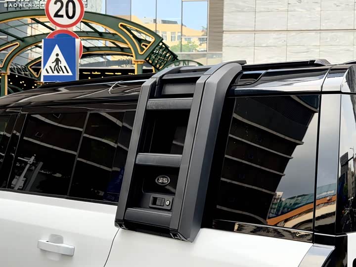 Land Rover Defender — фото 17