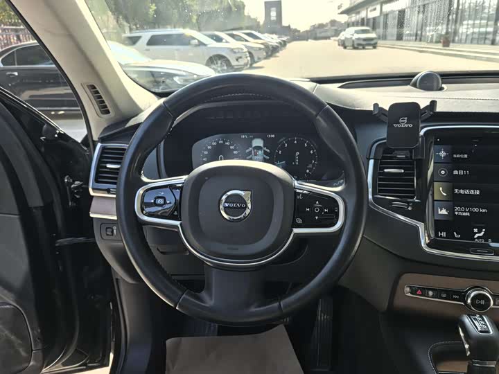 Volvo XC90 2017 T 6 5 — фото 27