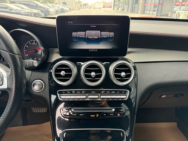 Mercedes-Benz GLC 2017 AMG GLC 43 4 MATIC — фото 11
