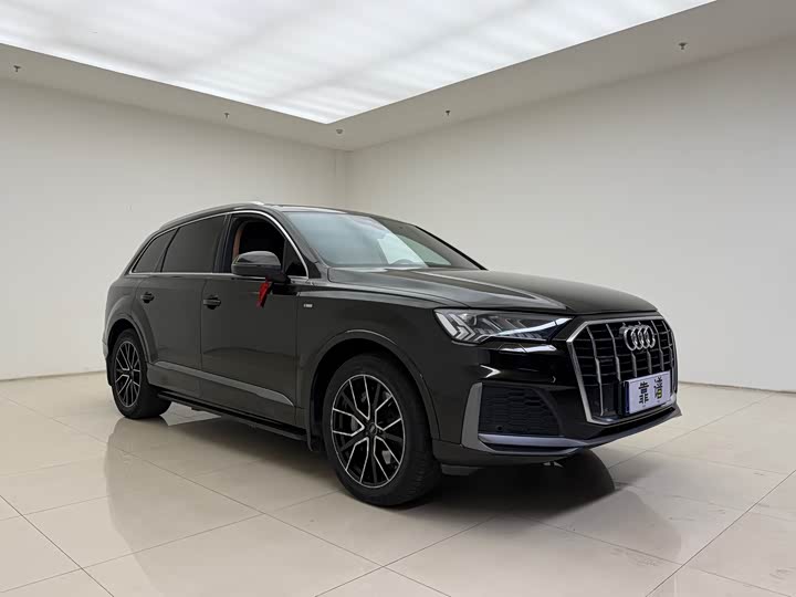 Audi Q7 2020 45 TFSI quattro S line — фото 3