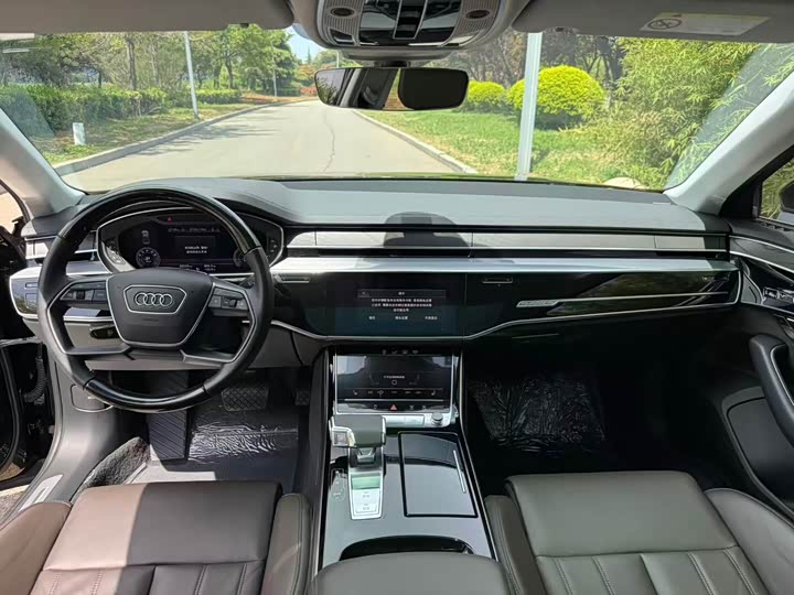 Audi A8 2019 Plus A 8 L 50 TFSI quattro Comfort — фото 6