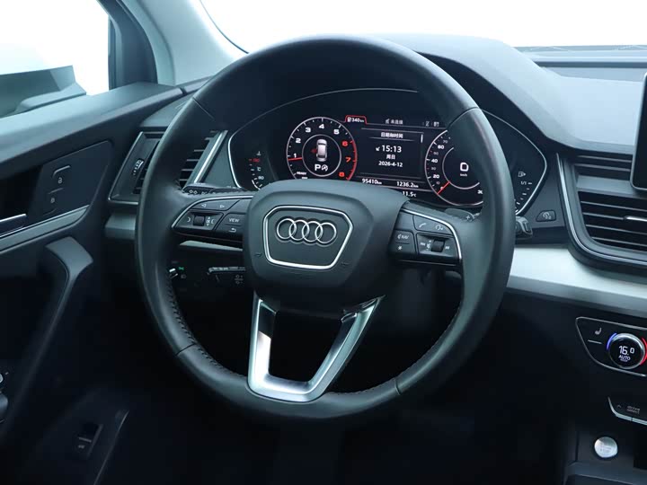 Audi Q5L 2018 40 TFSI V — фото 16