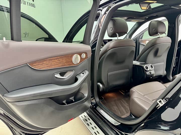 Mercedes-Benz GLC 2021 GLC 300 L 4 MATIC — фото 11