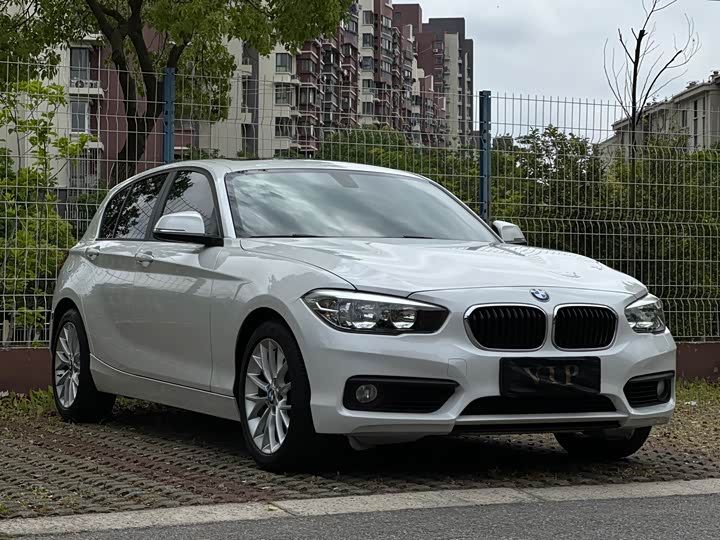 BMW 1-Series 2016 120i — фото 3