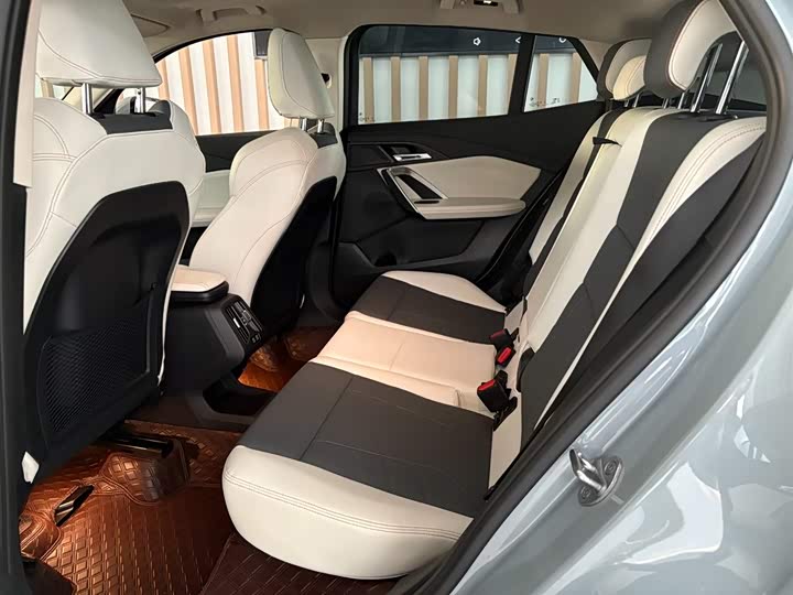 BMW X2 2024 s Drive 25i M — фото 10