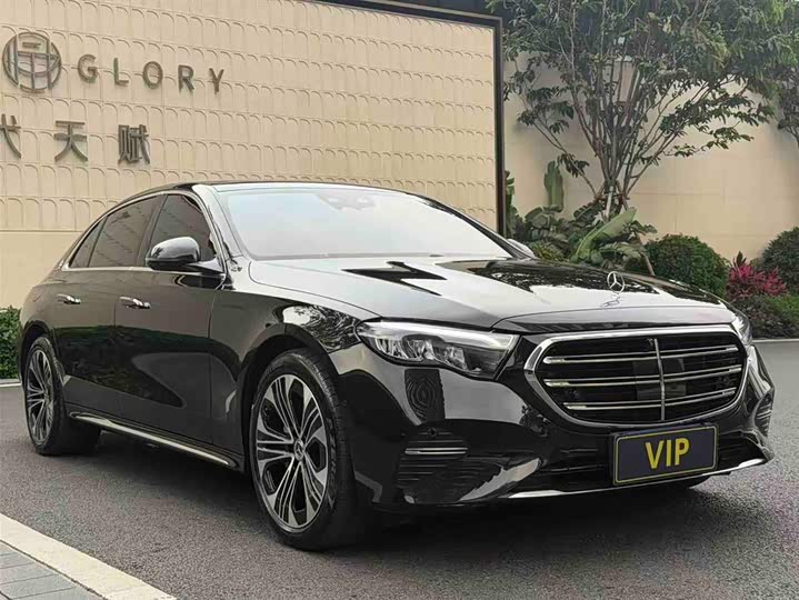 Mercedes-Benz E-Class 2025 E 300 L Luxury — фото 5