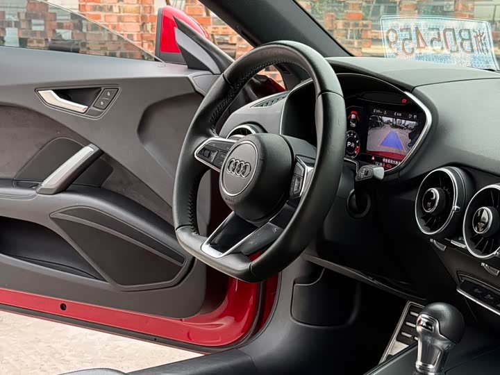 Audi TT 2015 TT Coupe 45 TFSI — фото 5